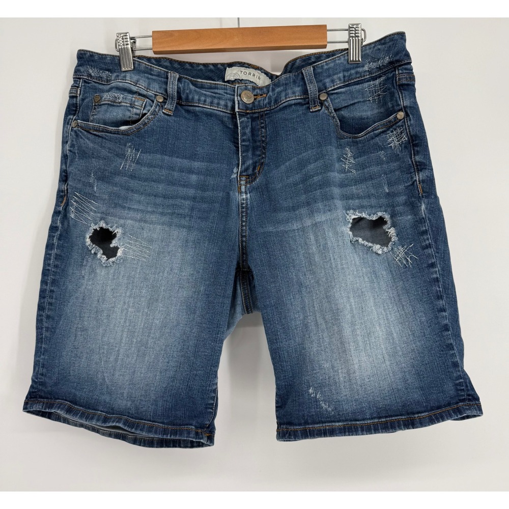Torrid Womens Distressed Bermuda Denim Shorts Medium Wash Blue Stretch Sz 16